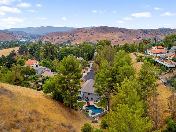 2nd image of 26003 Trana Cir