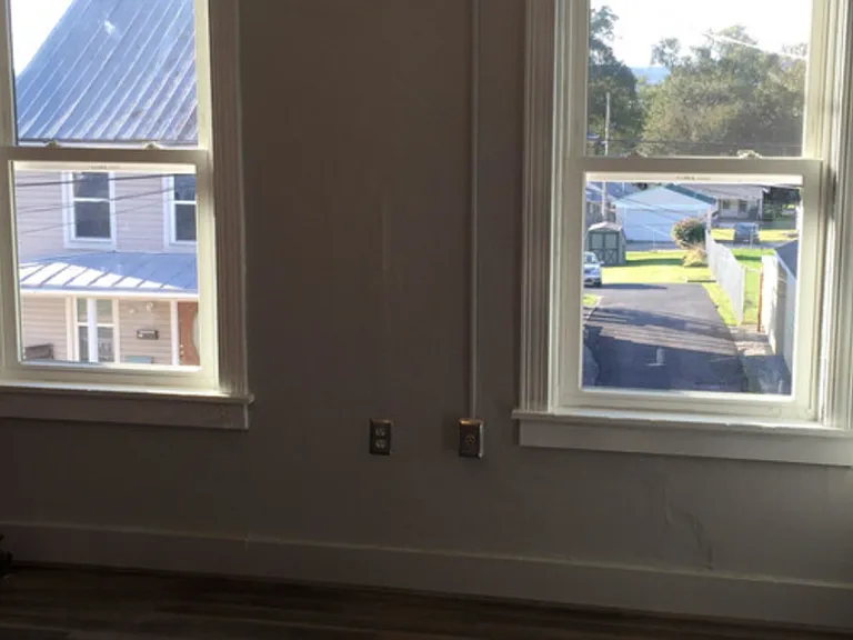 24 Hamilton Ave #4 — Photo 8