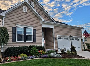 304 Ranchero Dr, Coraopolis, PA 15108