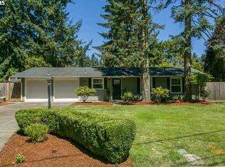 6053 Fernbrook St, Lake Oswego, OR 97035