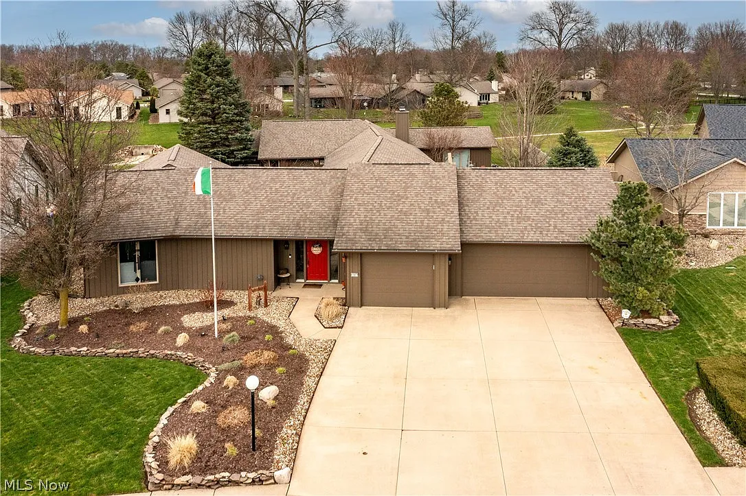 33017 Hidden Hollow Ct photo 1