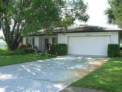 1st image of 2860 Malibu Ct