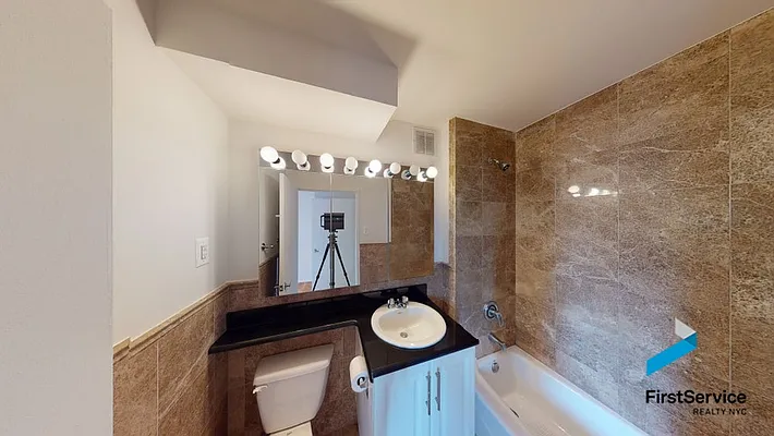 Rented by FirstService Realty (legacy) | media 18