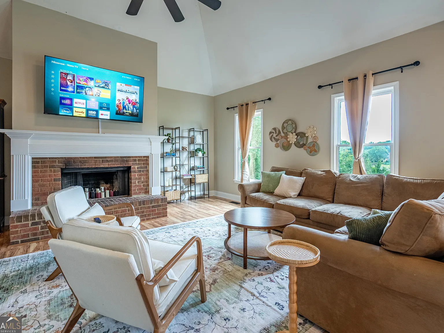 4 bed, 3.0 bath, $5,567 — Photo 1