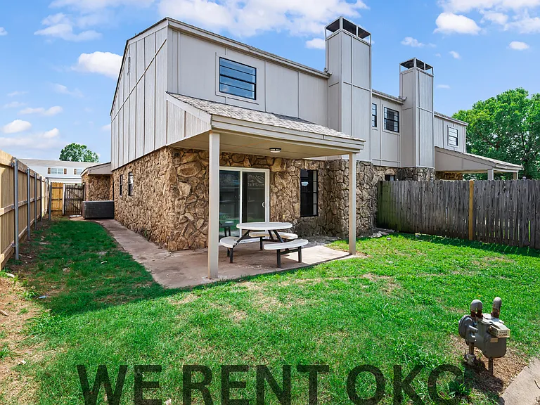 3611 Wynn Cir #1 — Photo 46