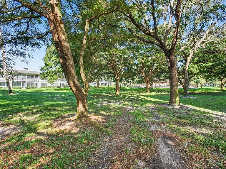 1501 Cayman Way #1501C4 — Photo 32