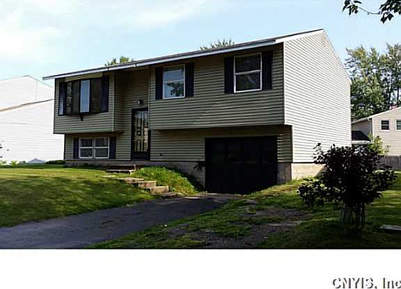 3rd image of 5533 Taormina Dr