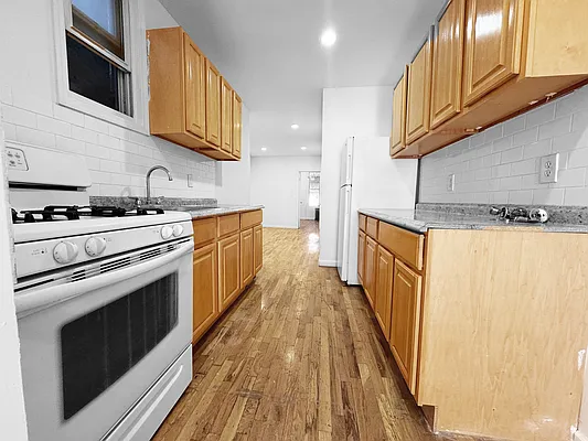 Rented by Coda Real Estate NYC | media 11