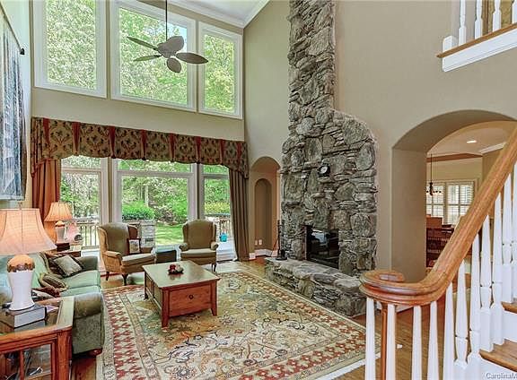 4th image of 6206 Fair Valley Dr