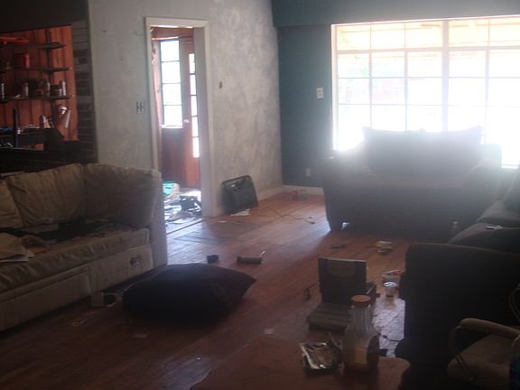 5th image of 3213 Carol Ann St