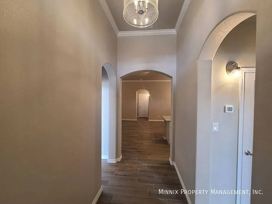 3 Bedroom/ 2 Bath | 5308 Kilyn Court — Photo 2