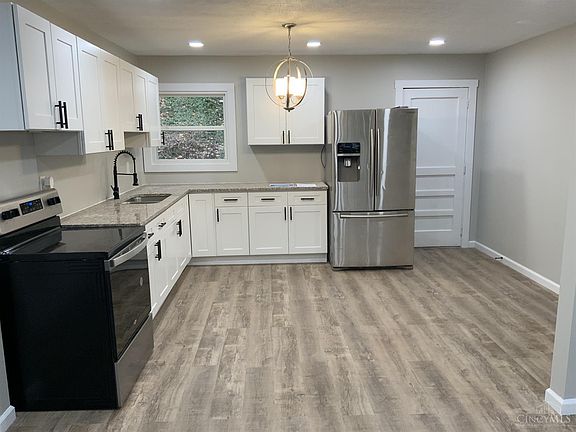 5th image of 2695 Firtree Ct