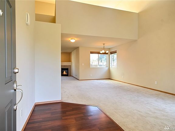 5th image of 17903 36th Ave E