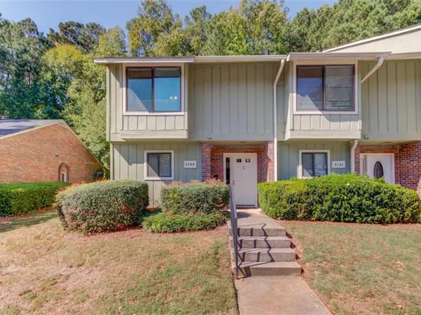 2195 Surrey Ct, Marietta, GA 30067