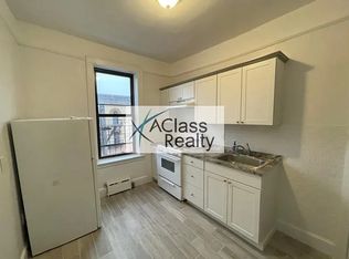 30-03 47th St #2J, Astoria, NY 11103