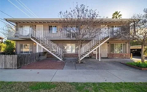 332 E Colorado Blvd #C