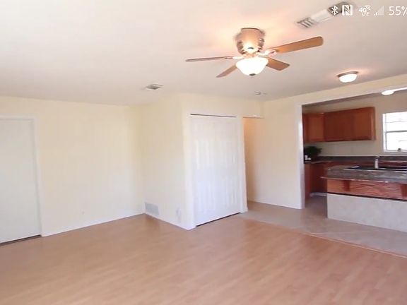 3rd image of 621 E 22nd St