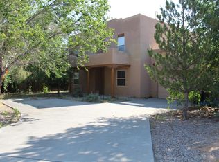4450 Mesa Del Oro Ct, Santa Fe, NM 87507