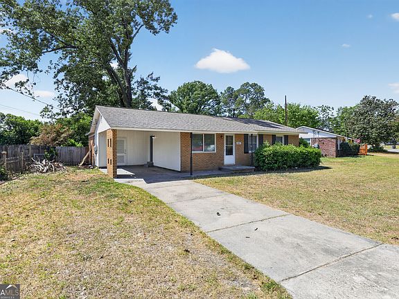 2nd image of 2617 Blueberry Dr