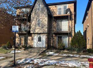 6732 W 64th Pl APT 2E, Chicago, IL 60638