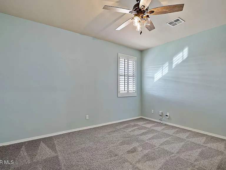 3921 Desert Dunes Dr — Photo 21