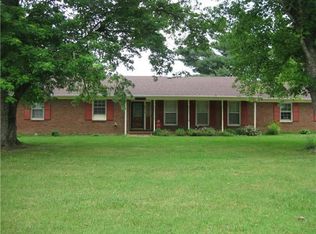 6015 Cayce Ln, Columbia, TN 38401