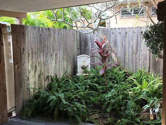 Private garden and deck