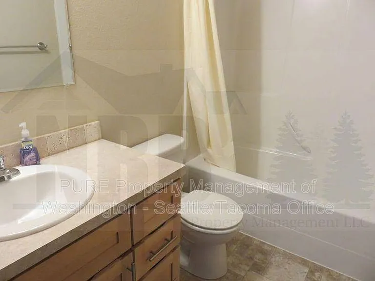 8015 Pacific Ave #20 — Photo 12