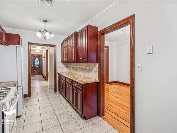 68-48 Juno Street image 16 of 46