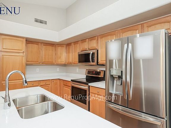 3rd image of 15364 W Jill Ln
