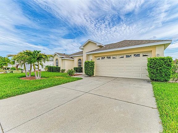 3rd image of 3213 45TH AVENUE E
