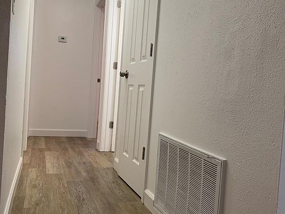 5th image of 7 Delores Dr