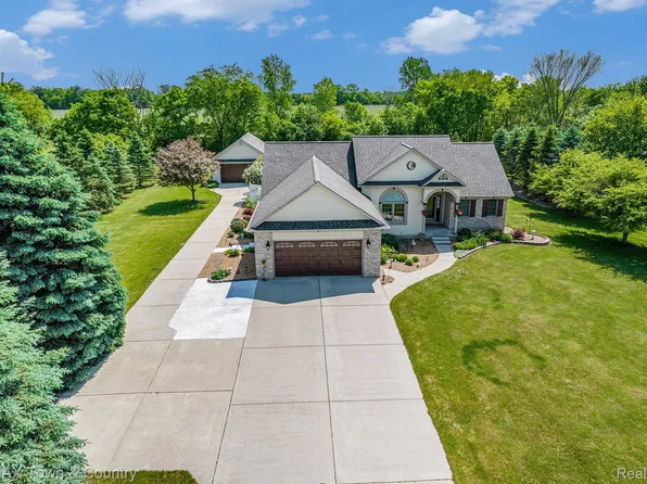 13096 Grant Cir, Clio, MI 48420