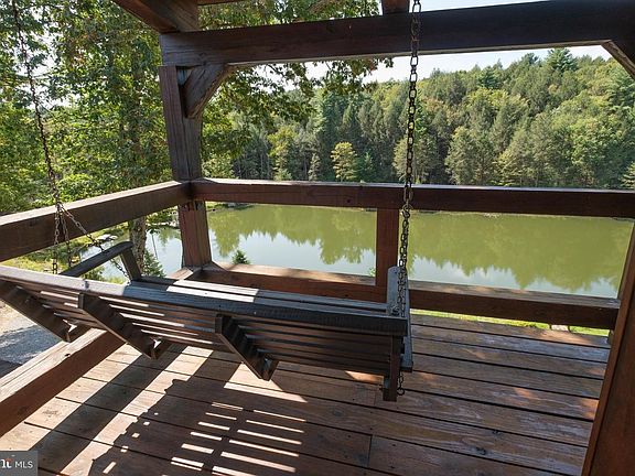 3rd image of 1595 Indian Springs Rd