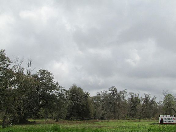 2nd image of 2481 Fm 521 Rd