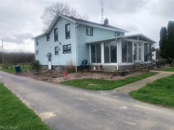 4006 Selkirk Bush Rd, Newton Falls, OH 44444