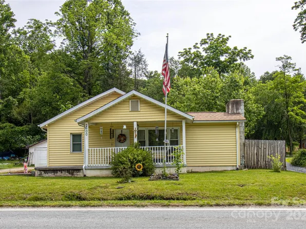 2600 Haywood Rd, Hendersonville, NC 28791