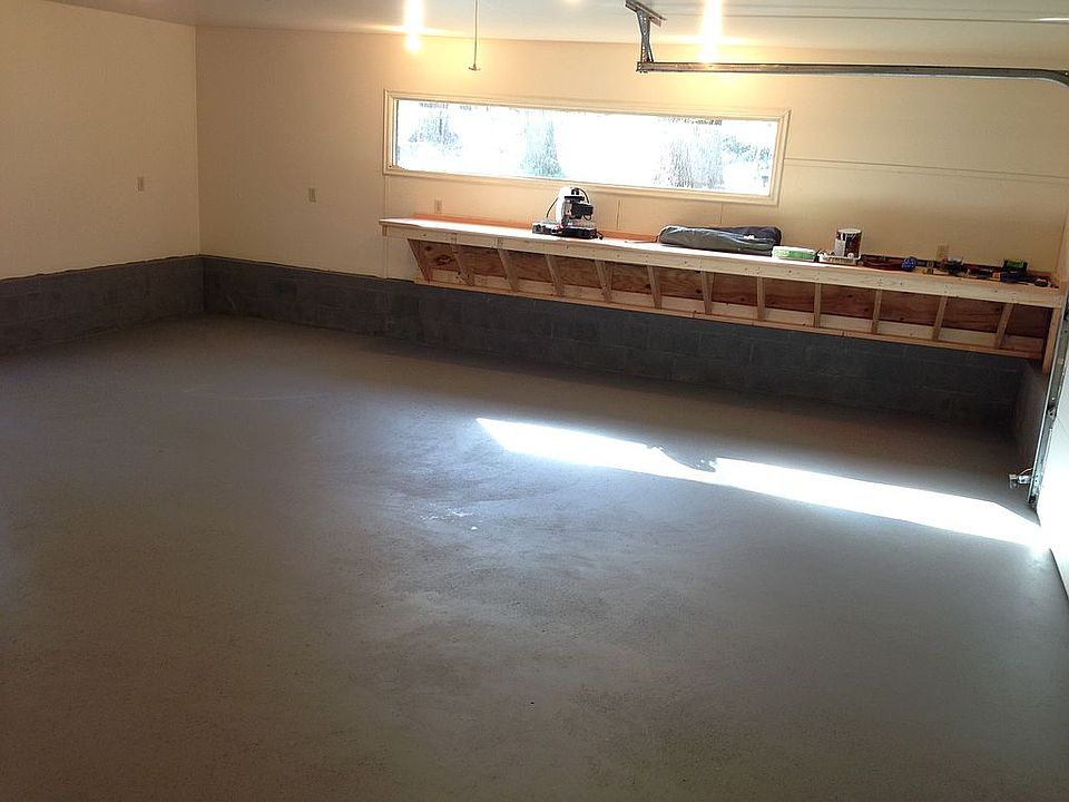 2nd image of 3389 Parker Ln