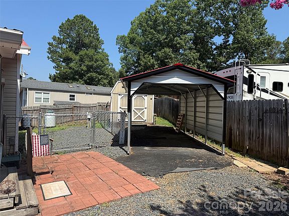 5th image of 106 Anchor Ct #H93