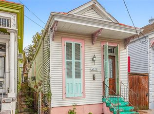 4213 Burgundy St, New Orleans, LA 70117