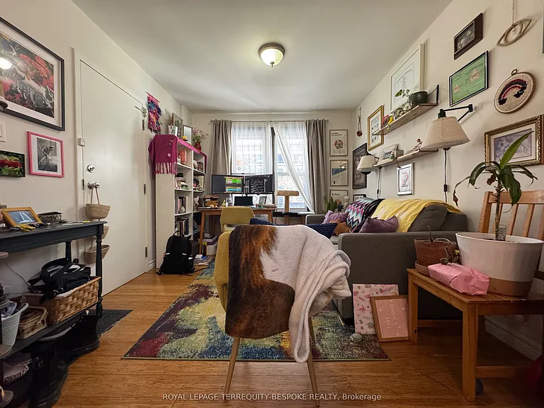 19 Lewis St #2 — Photo 6
