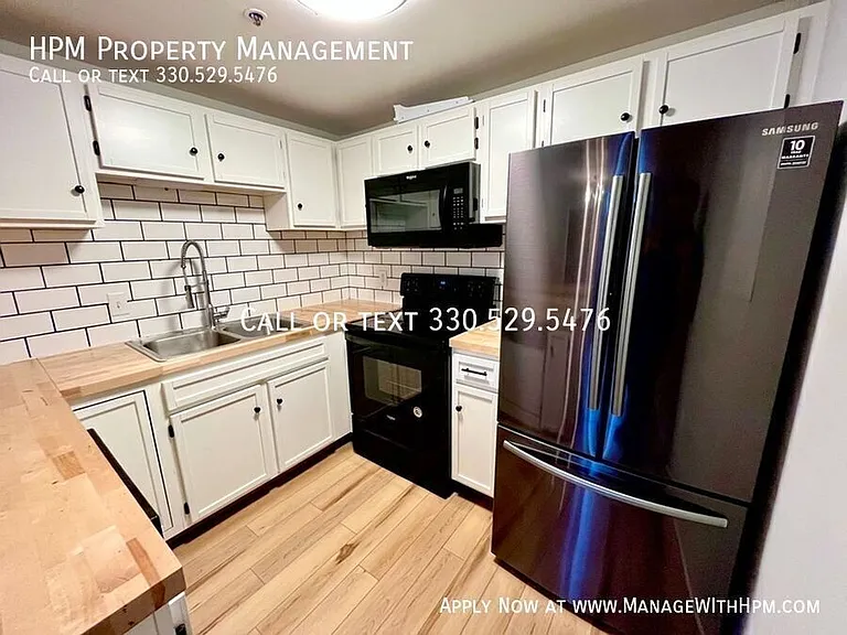 1133 W 9th Street — Photo 59