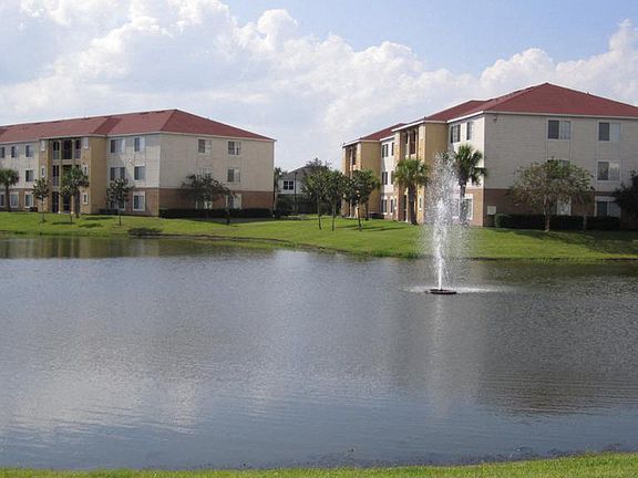 3rd image of 1535 Blanding Blvd #413