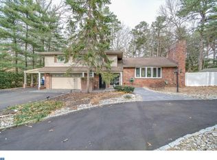 14 Indian King Dr, Cherry Hill, NJ 08003