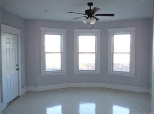 290 Howe Ave, Shelton, CT 06484