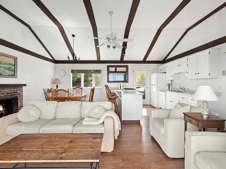 22 Ames Dr — Photo 10