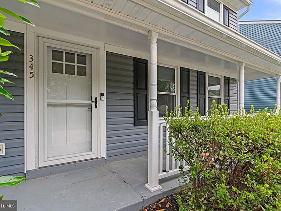 5th image of 345 Winterberry Dr
