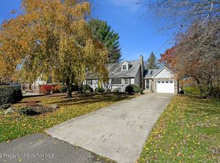 104 Fern Rd, Roaring Brook Township, PA 18444