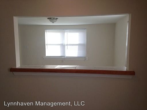 1st image of 9611 Warwick Ave