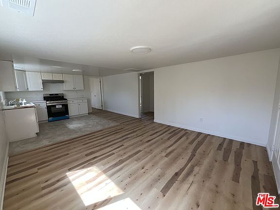 3rd image of 8527 Arrow Rte